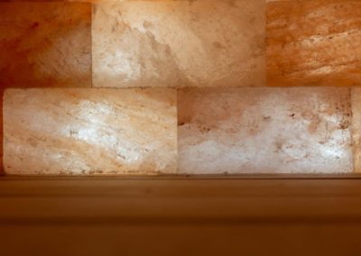 Sauna avec mur de sel
